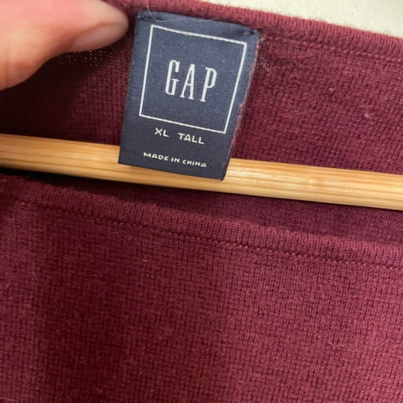 Gap maroon crew neck sweater - Picture 4 of 4